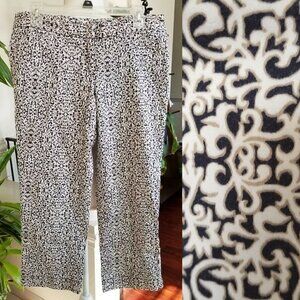 Laundry by Shelli Segal Sz 8 Capri Pants Printed White Navy Blue Mature